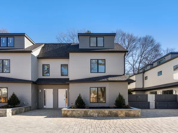 956 Walnut St #5, Newton Highlands, MA 02461