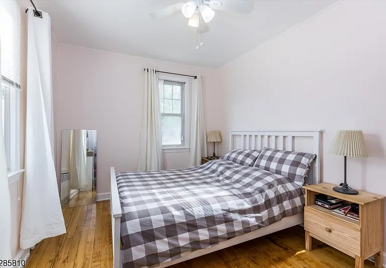33 Linden Ave — Photo 15