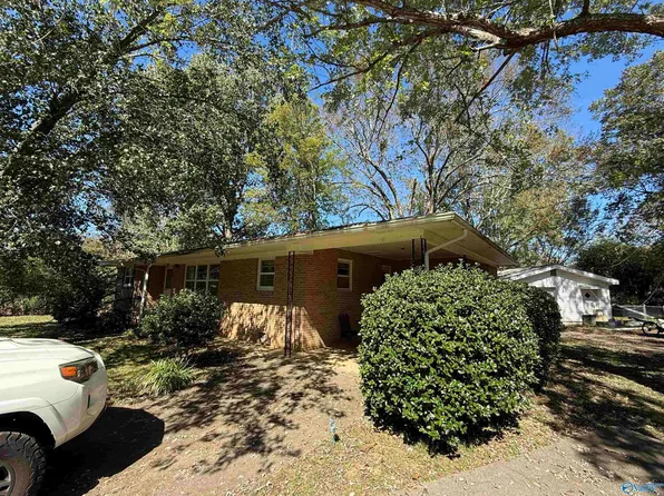 401 Tyler St, Scottsboro, AL 35768