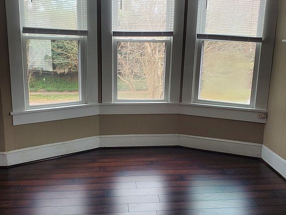 Bay Windows in Living Room
