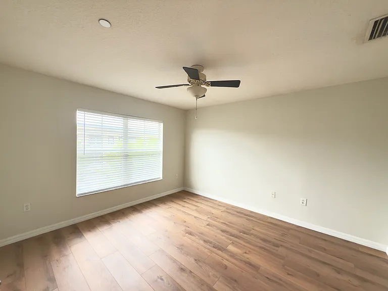 2526 Lexington Oak Dr — Photo 6