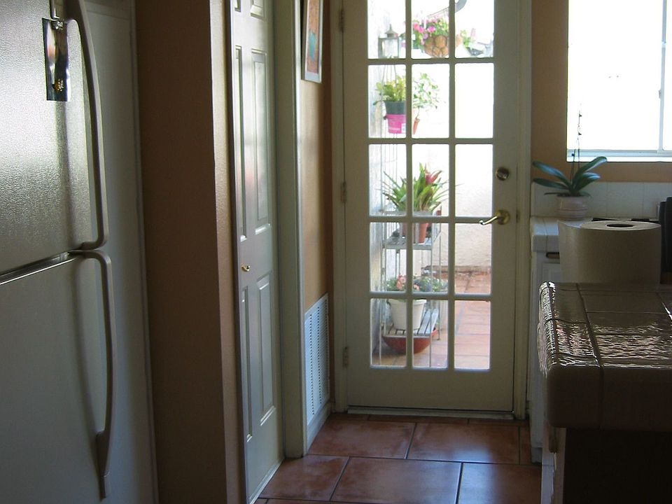 Kitchen to the back patio.
