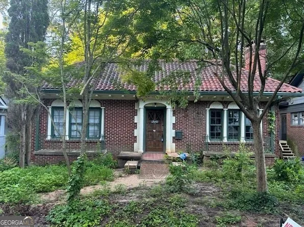 1225 Cameron Ct, Atlanta, GA 30306