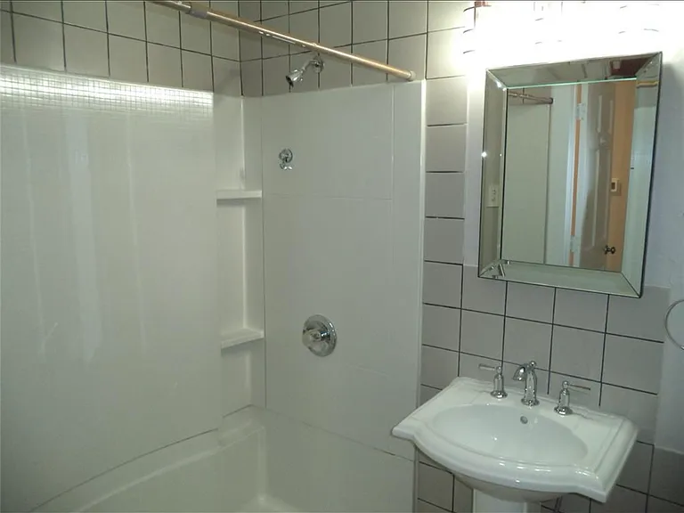 1217 S 17th St #0 — Photo 11