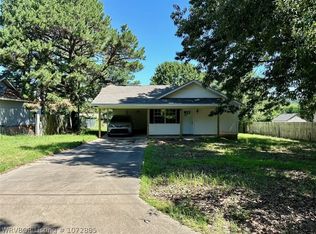 300 Miller St, Altus, AR 72821