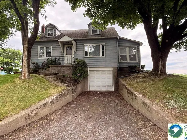 1946 Pen Argyl Rd, Pen Argyl, PA 18072