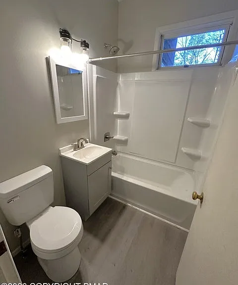 2241 Fernway Dr — Photo 5