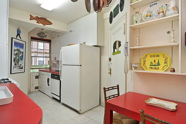 Sold by Corcoran | media 18