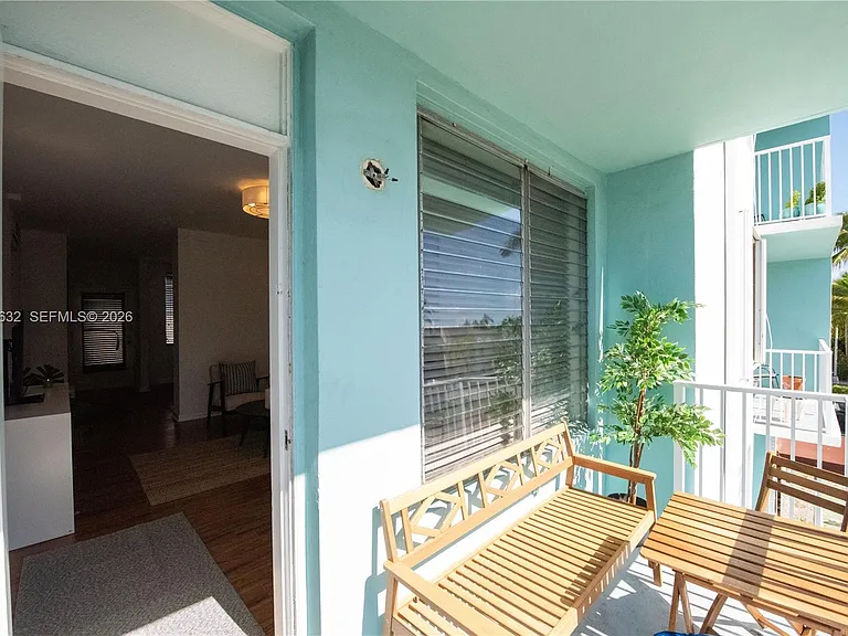 1150 Euclid Ave #205 — Photo 17