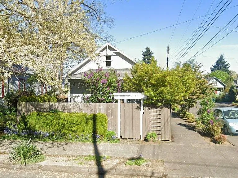 3640 SE 13th Ave — Photo 1