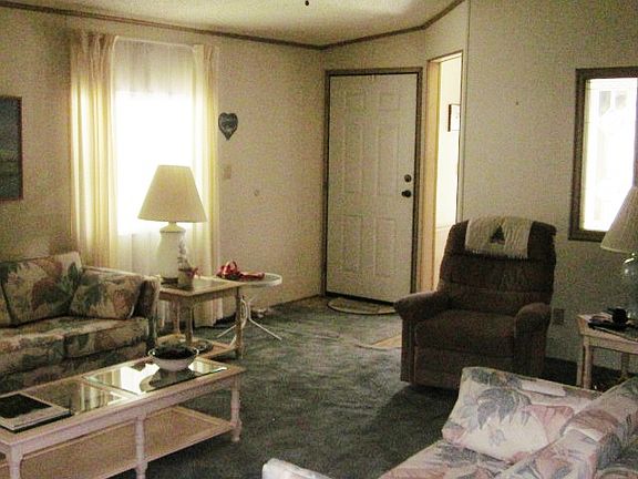 4th image of 4428 Applegate Dr
