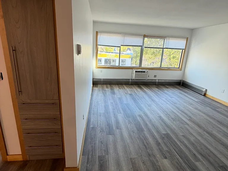 3720 Minnehaha Ave S #14 — Photo 3