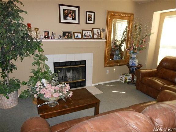 3rd image of 8665 Golden Sage Dr
