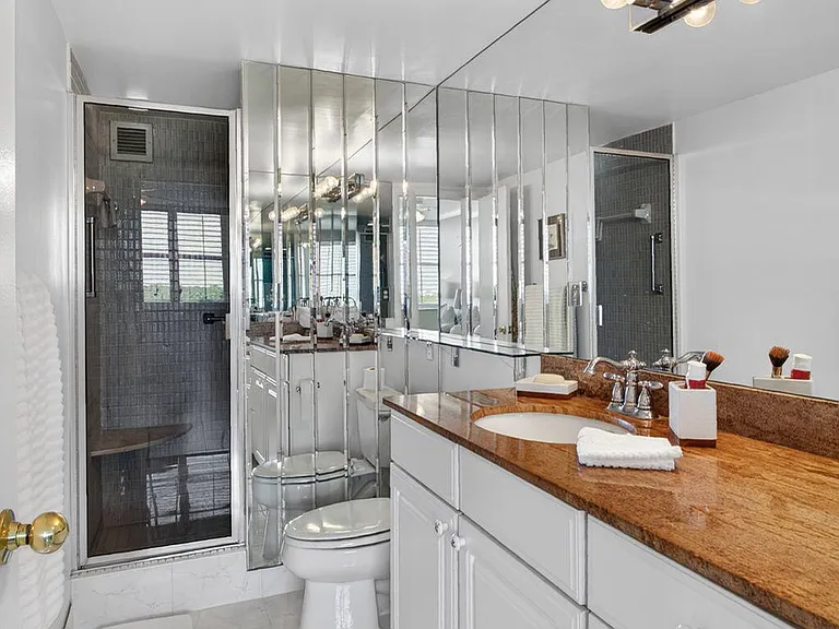 2600 N Flagler Dr #911 — Photo 23