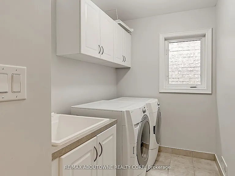 2415 Presquile Dr — Photo 25