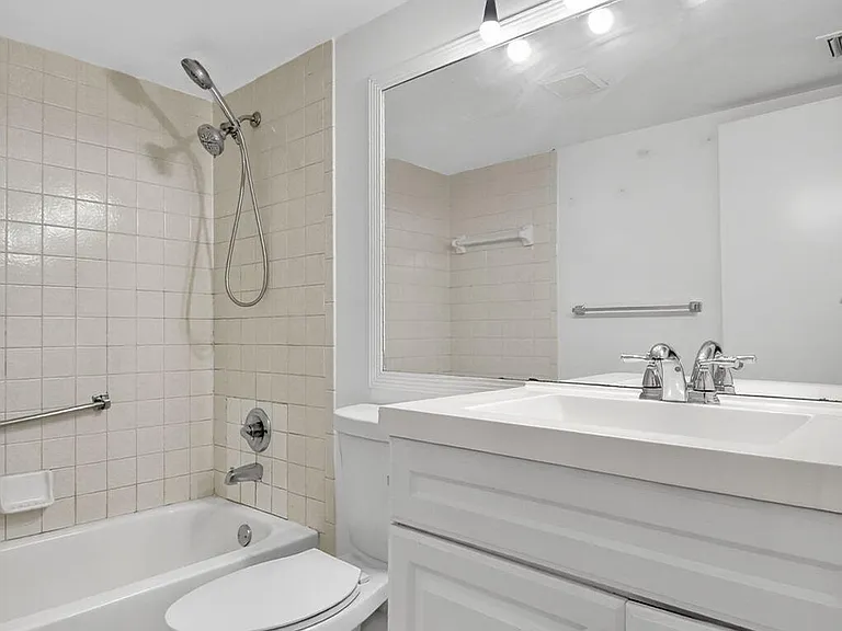 208 Foxtail Dr #B2 — Photo 20
