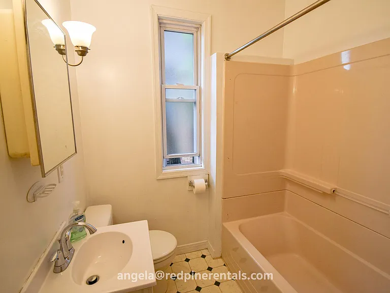 1832 Crafton Blvd #B — Photo 17