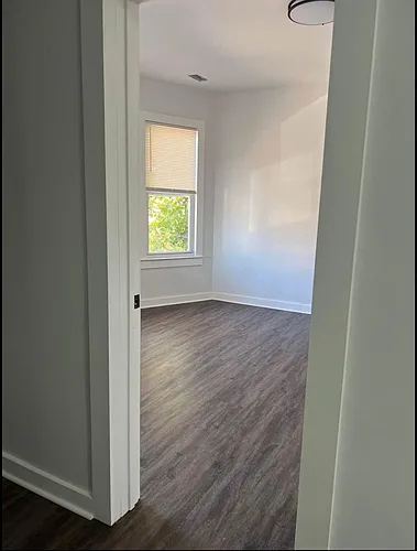 454 Newfield Ave #2 Photo 1