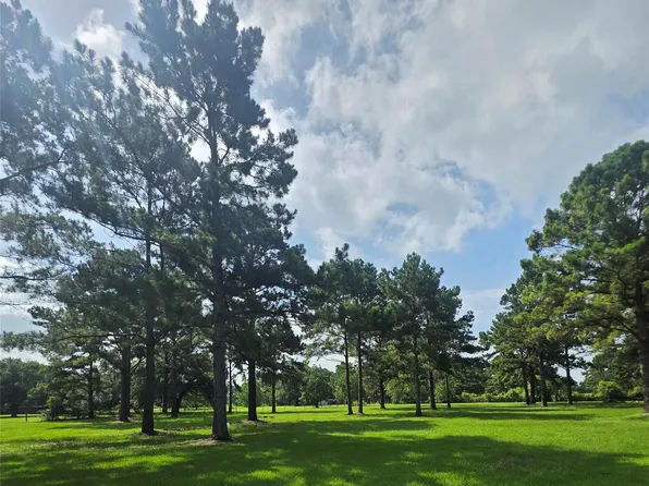 910 Sundown Meadows St, Crosby, TX 77532