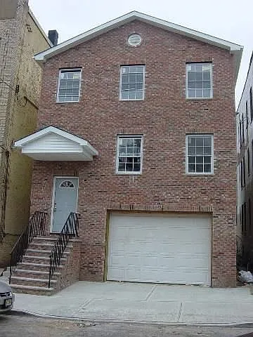 189 Myrtle Ave #1 Photo 1