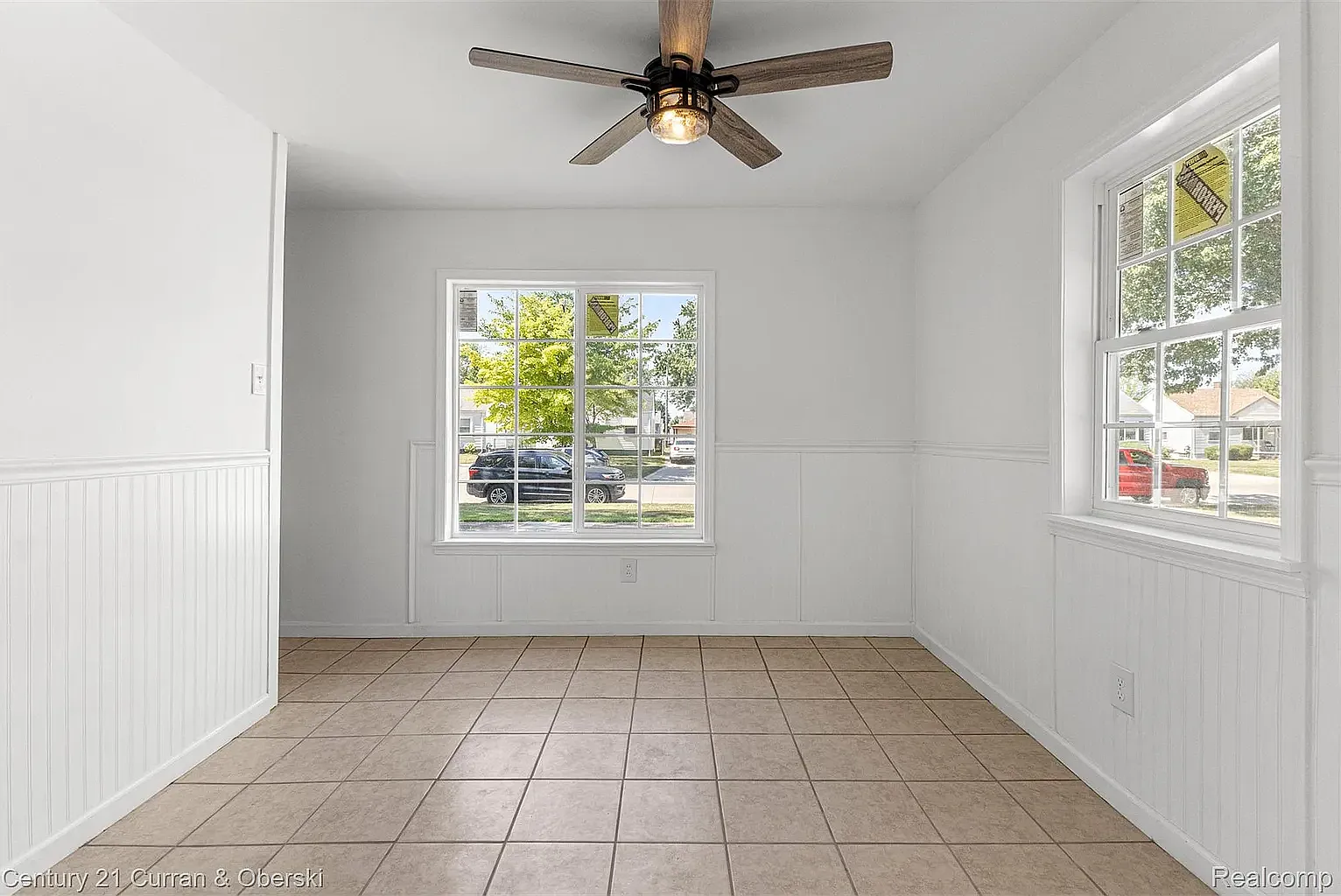 3 bed, 1250 sqft, $2,200 — Photo 3
