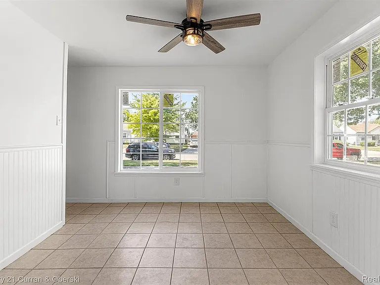 13367 Fordline St — Photo 3