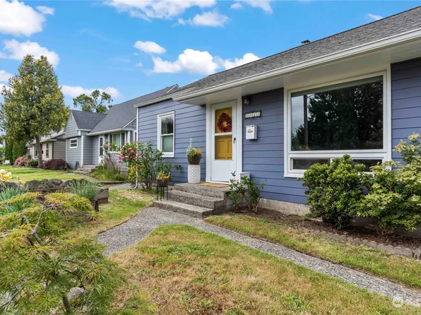 7313 29th Avenue SW, Seattle, WA 98126