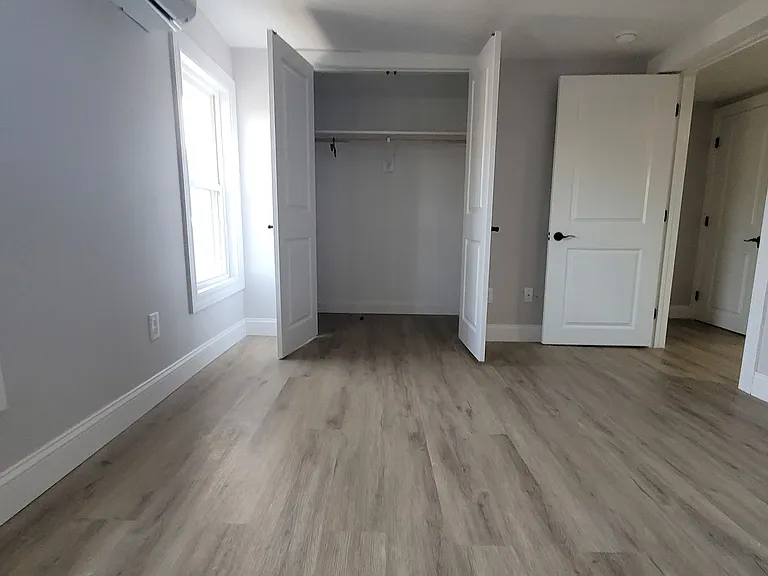19-25 Vineyard Ave #301 — Photo 7