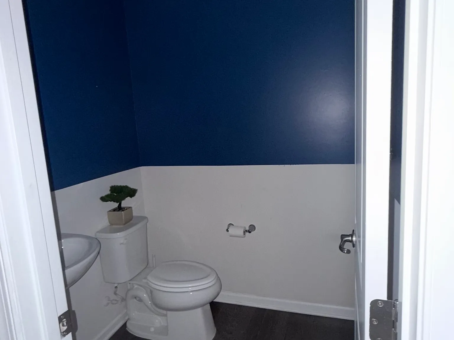 2 bed, 2.5 bath, $900 — Photo 3