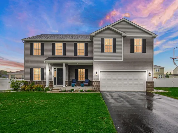 7760 E 123rd Pl, Winfield, IN 46307