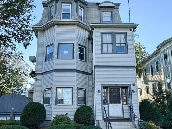 25 Cary Ave, Chelsea, MA 02150