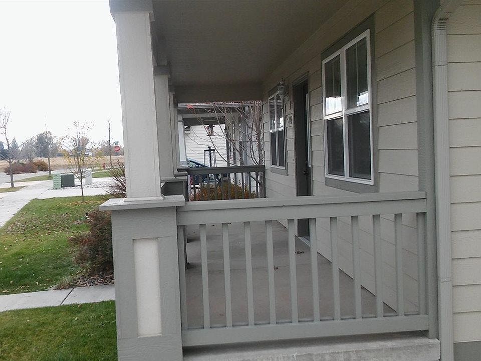 2nd image of 5376 Excalibur Way