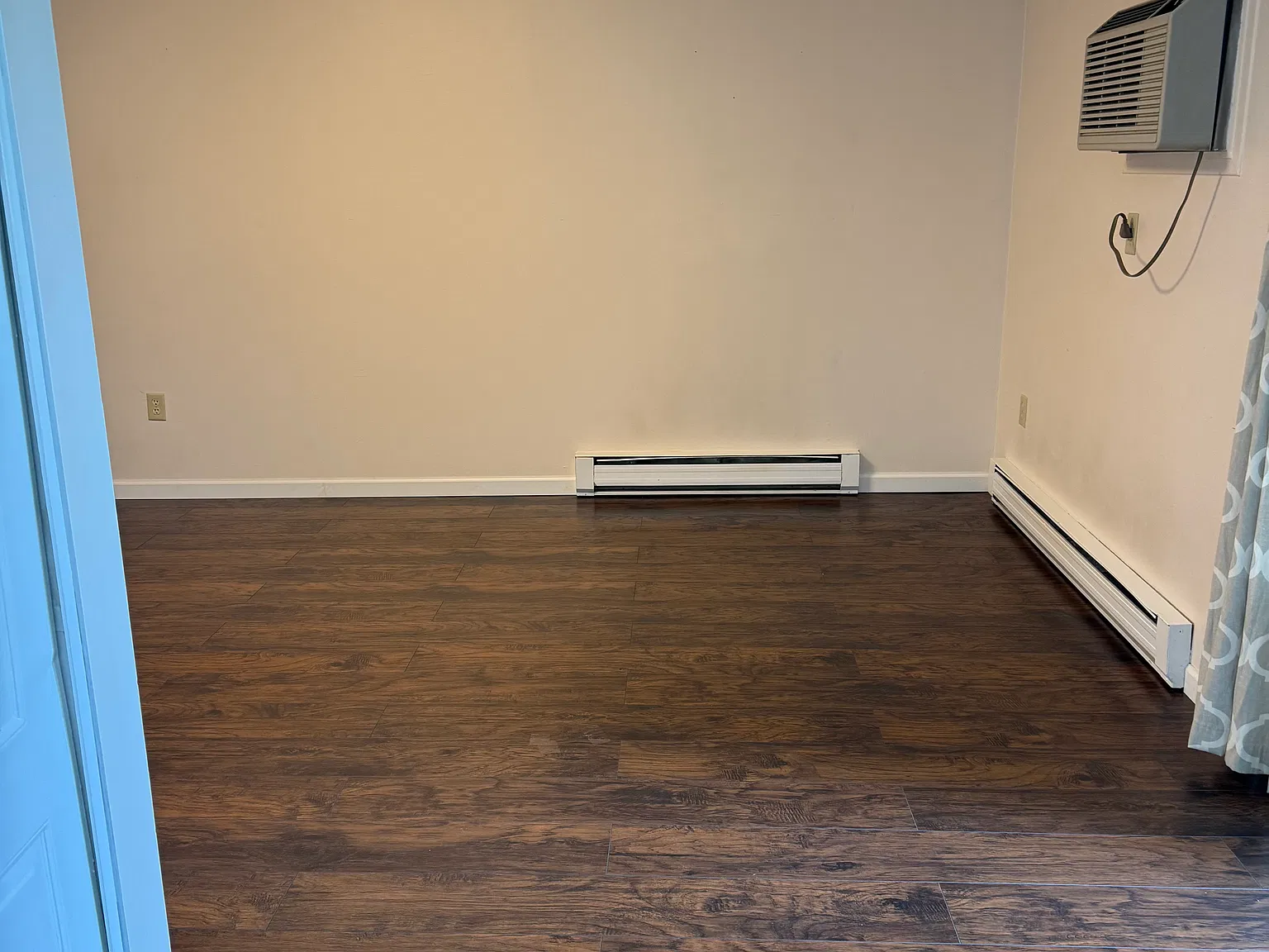 1 bed, 600 sqft, $1,400 — Photo 2