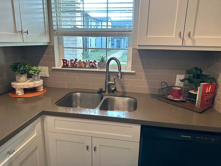 Abode Living at League Colony — Photo 8