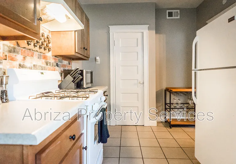 1651 S Spring Ave #1S — Photo 6
