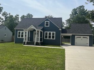 210 Berkshire Rd, Avon Lake, OH 44012
