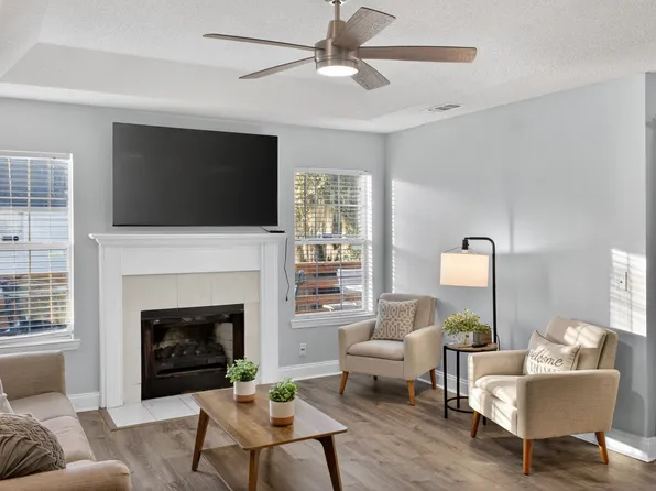 6 Snowy Egret Ct, Savannah, GA 31419