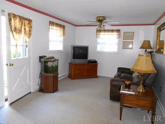 5th image of 345 Charles Dr