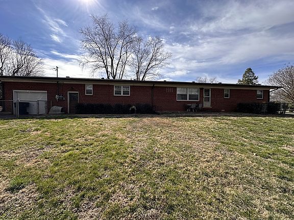 3rd image of 110 Westwood 6th Ave