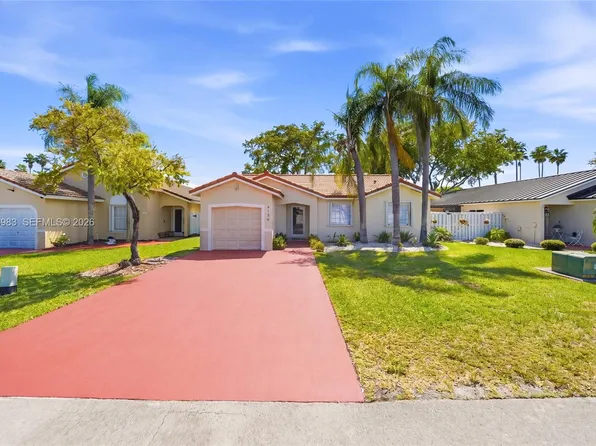 6136 NW 181st Ter, Hialeah, FL 33015
