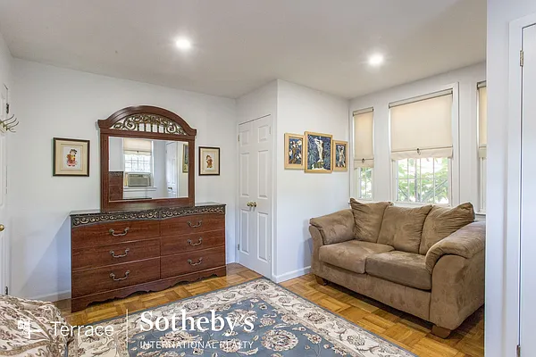 Rented by Terrace Sotheby's International Realty | media 21