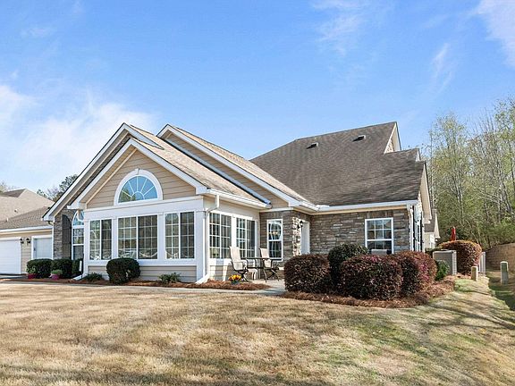 2nd image of 1802 Laryn Ln