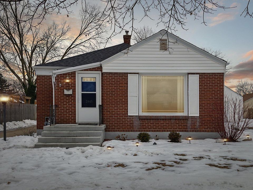 1st image of 2445 Aleda Ave SE