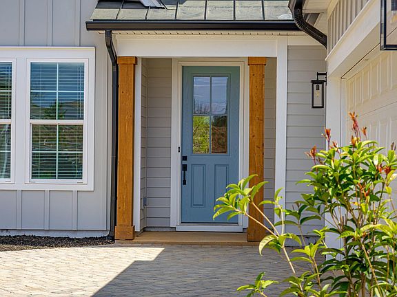 3rd image of 2040 Shallow Bluff Ct