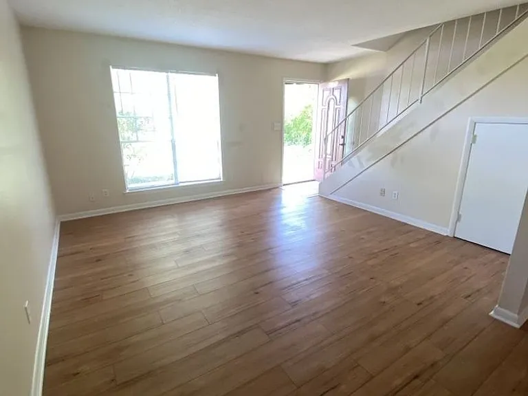 4125 Wilkesview Dr — Photo 4