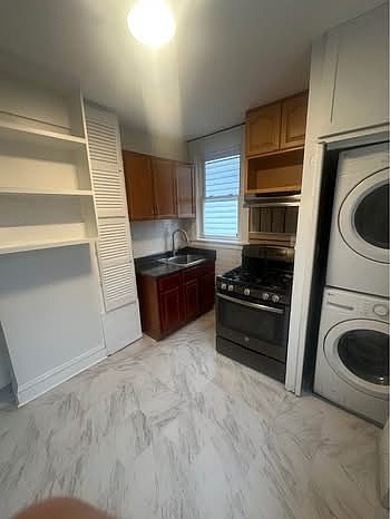 1st image of 98 Lake Ave Floor 2