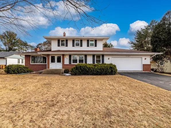 1686 Lilac Ln, Mendota Heights, MN 55118