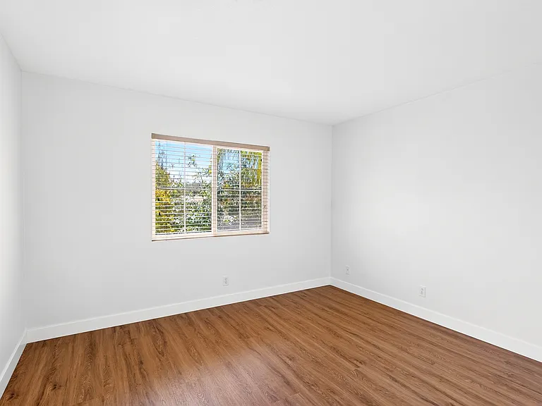 42028 Dunes Ct — Photo 38