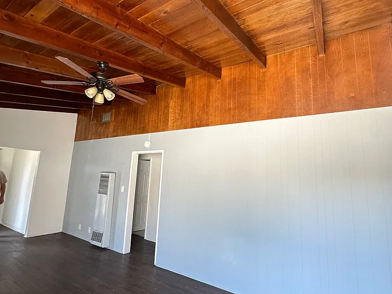 15502 S Castlegate Ave #A — Photo 10