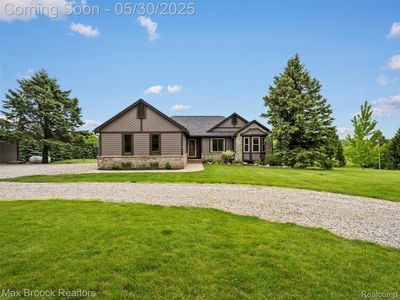 6102 Cherry Ridge Dr, Howell, MI, 48855